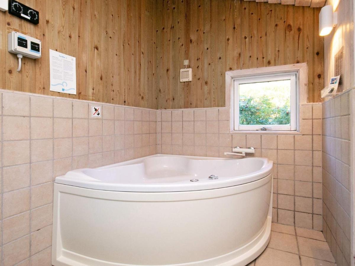 8 Person Holiday Home In Fjerritslev Buitenkant foto